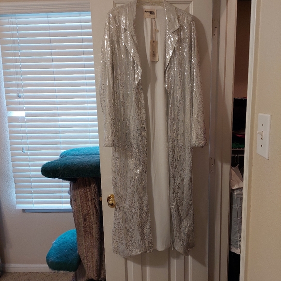 Duster - Picture 6 of 6